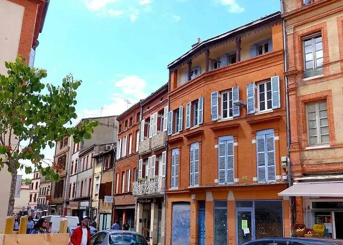 Toulouse-Cyprien, Typique A 10\' Capitole & Carmes